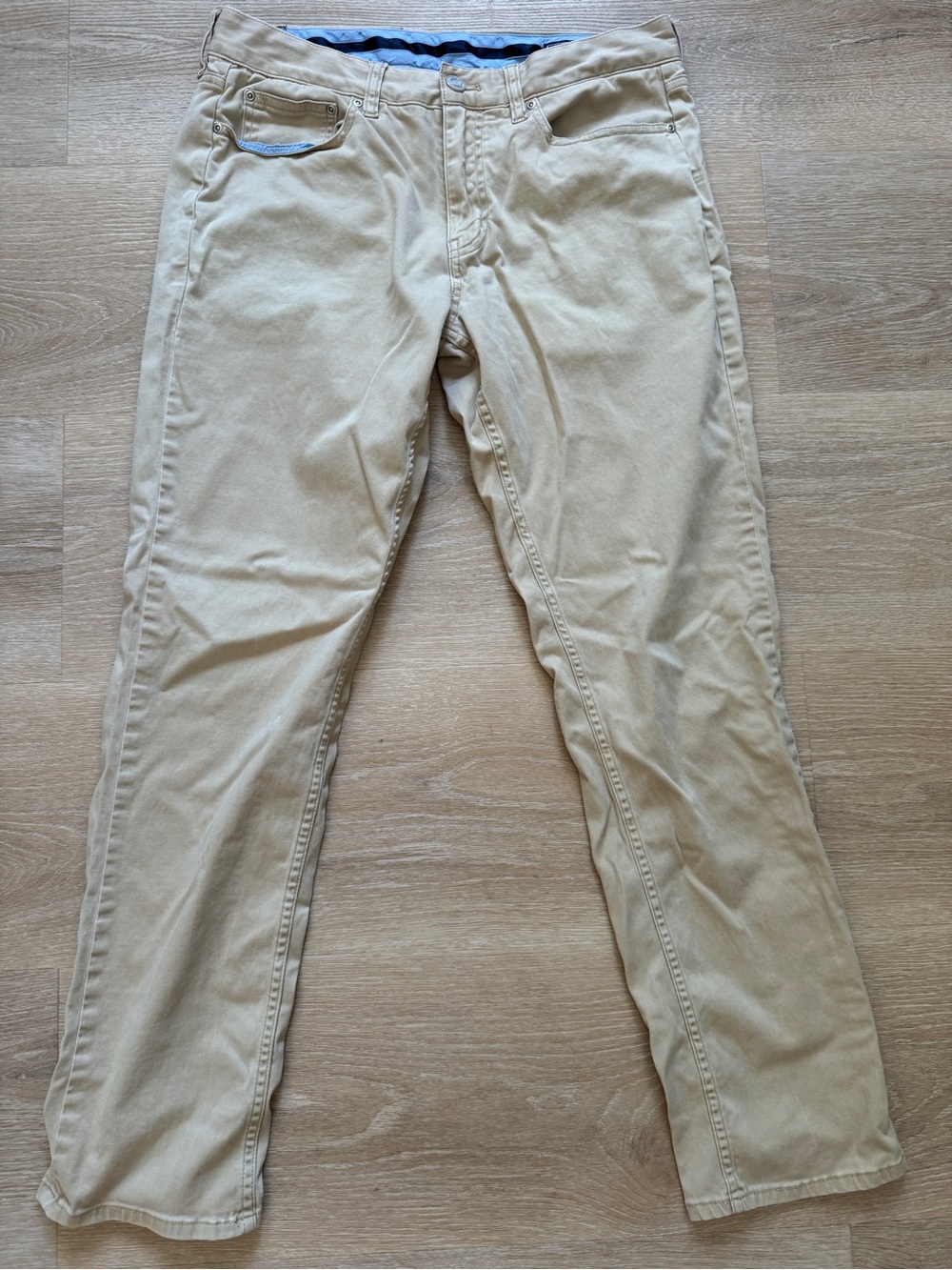 Vineyard Vines Light Tan Stretch Jeans Men’s Size 32x32